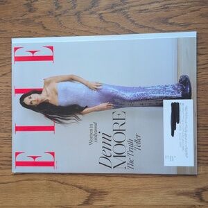 Elle Magazine Women In Hollywood Demi Moore The Truth Teller Dec Jan Issue